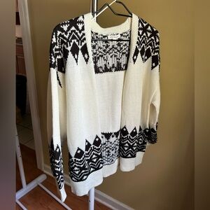 Blue Pepper white and black cardigan